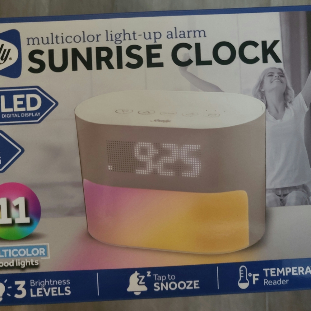 NIB Sealy Multicolor LED Sunrise Clock